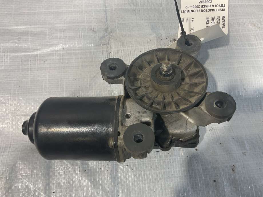 Viskermotor frontrute til Toyota Hiace 2007-2012 (Fase 3)  (TOYOTA|8511026140|)