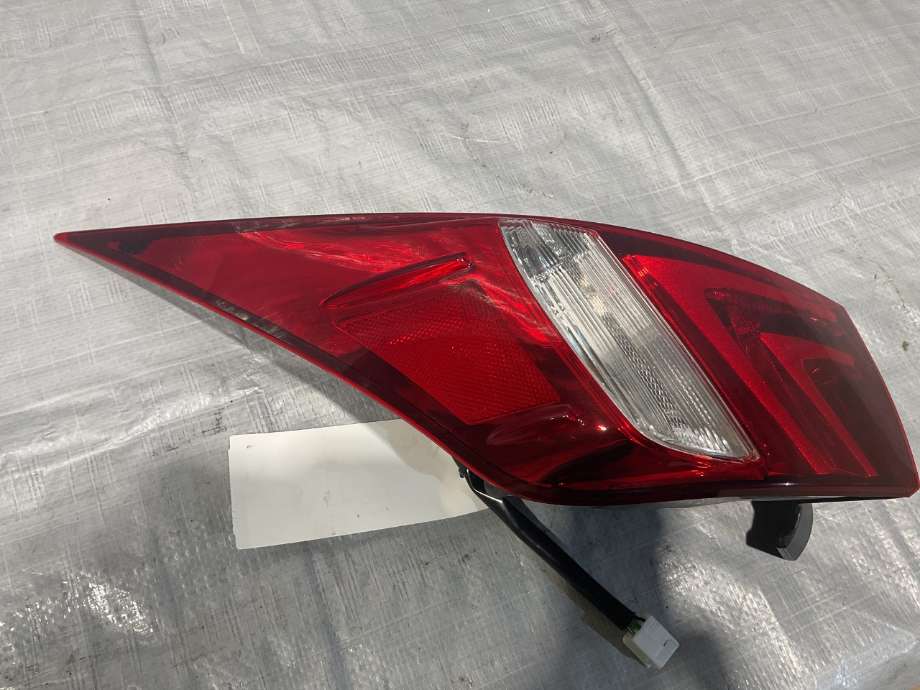 Baklykt høyre til Lexus IS 2013-2020 (Type III) (XE30) (XE30) (LEXUS|8155153280|)
