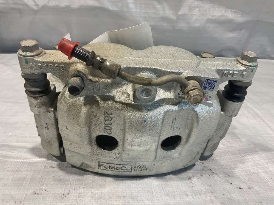 Bremsecaliper venstre foran til Ford Ranger / Ranger Raptor 2022-->>  (FORD RANGER RAPTOR
DOBBELHYTTE|2717265|MED KLAVE|2717270)