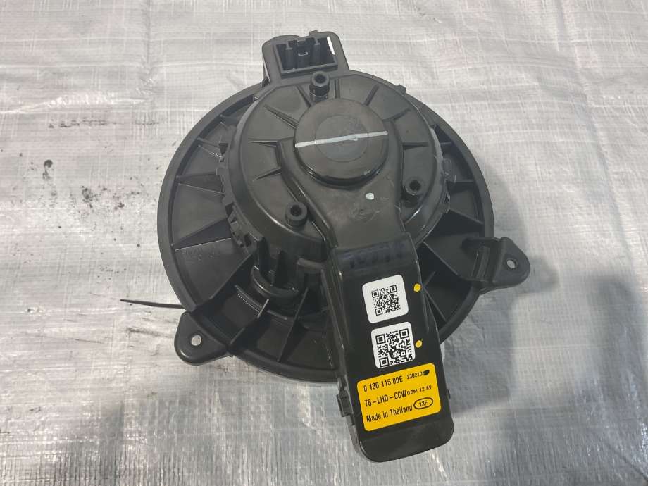Varmeapparat motor til Ford Ranger / Ranger Raptor 2022-->>  (FORD RANGER RAPTOR
DOBBELHYTTE|2562361|)
