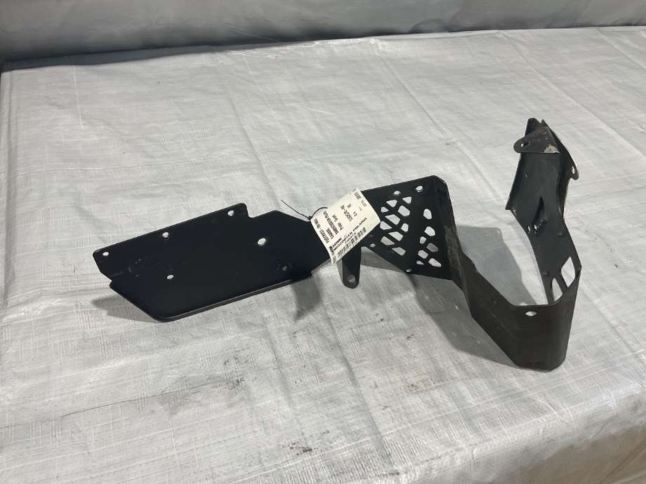 Ramme til Snøscooter Polaris øvrige 0-->>  (Polaris 800 Titan|FOOTREST-RH MBLK|5262578-458|)