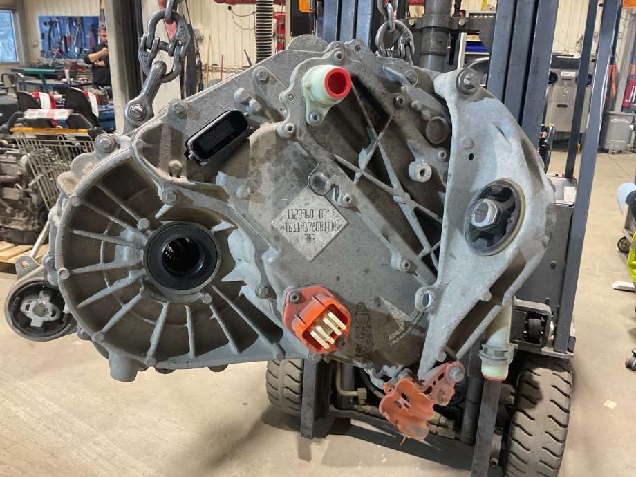 Motor elbil foran til Tesla Model 3 2018-2023 (Fase 1)  (TESLA|1120960-00-F|)