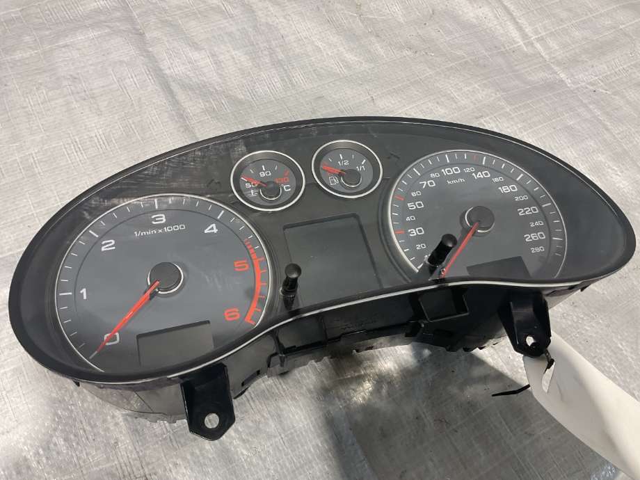 Instrumentpanel til Audi A3, 2009-2012 (Type II, Fase 2) (AUDI|8P0 920 932 NX)