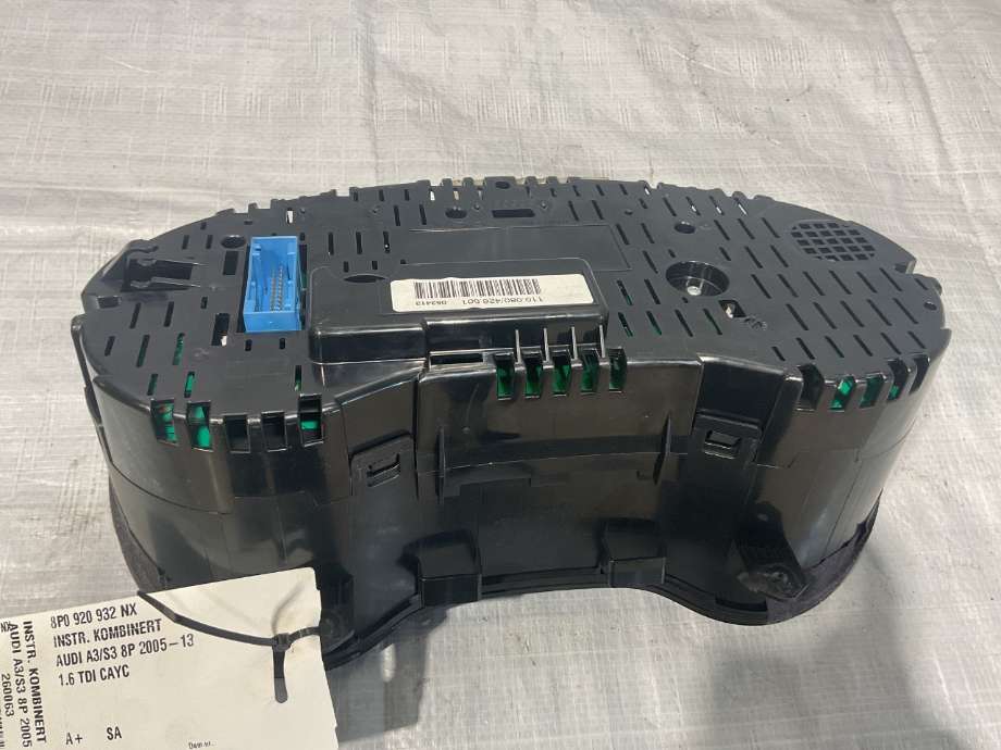 Instrumentpanel til Audi A3 2009-2012 (Type II, Fase 2) (AUDI|8P0 920 932 NX|)