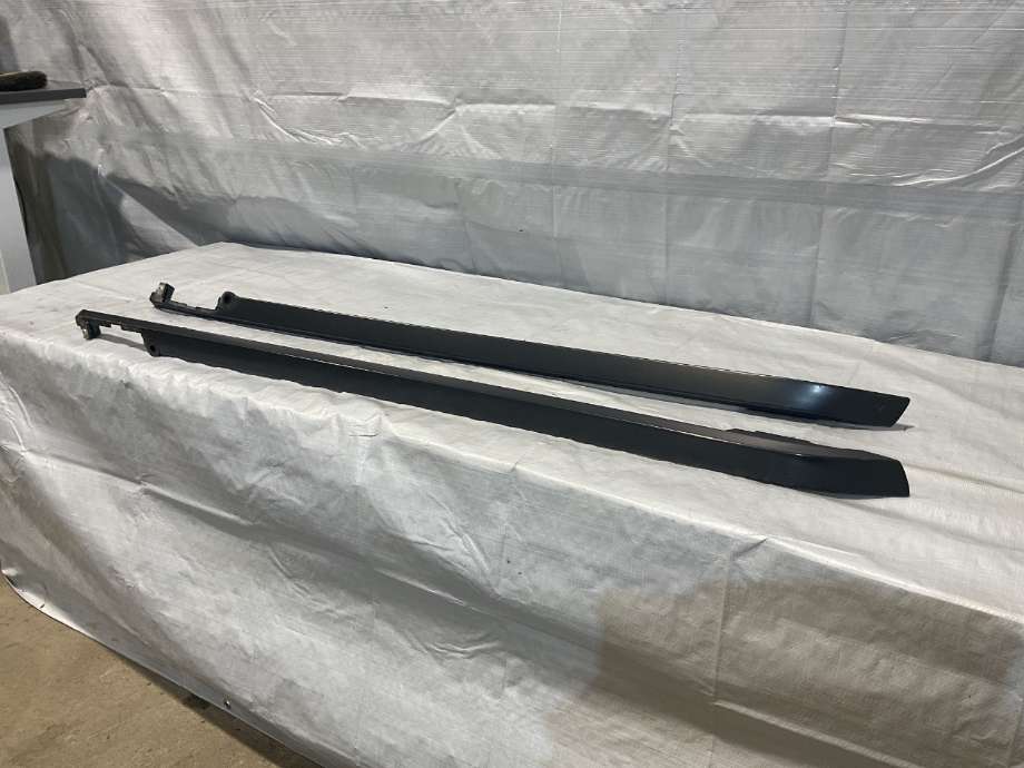 Takrails til Ford Ranger / Ranger Raptor 2022-->>  (FORD RANGER RAPTOR
DOBBELHYTTE|2620982|RAIL KASSE BEGGE SID|2620981)
