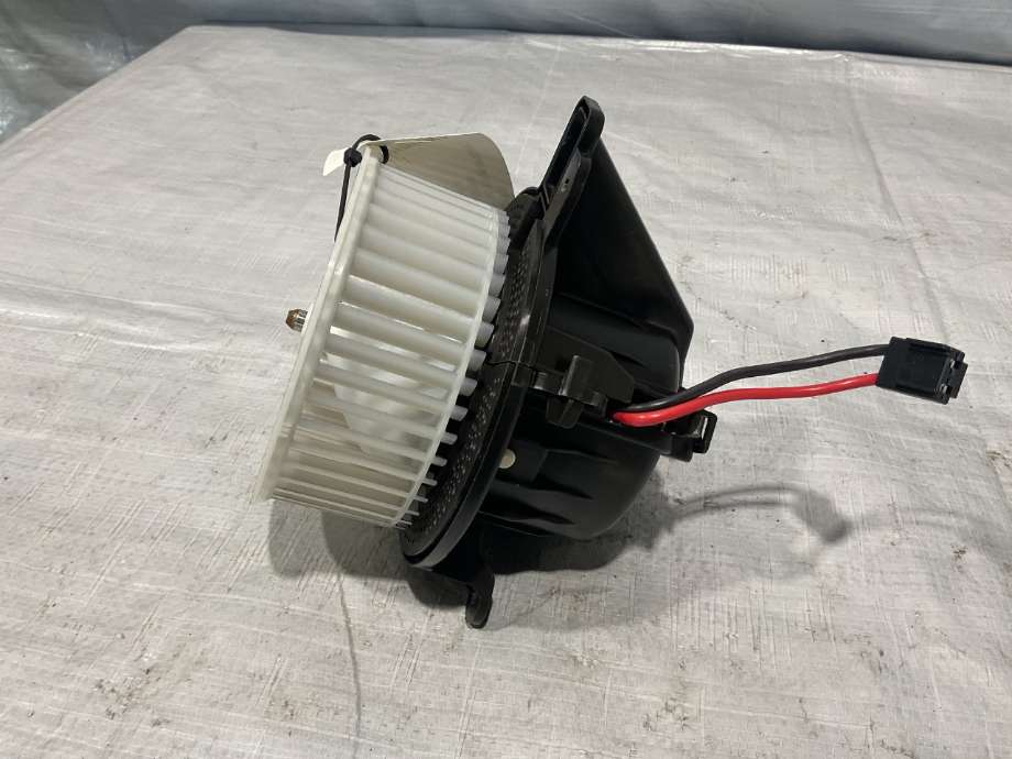 Varmeapparat motor til VW Polo 2017-2021 (Type VI, Fase 1)  (VOLKSWAGEN|2Q1 820 021|)