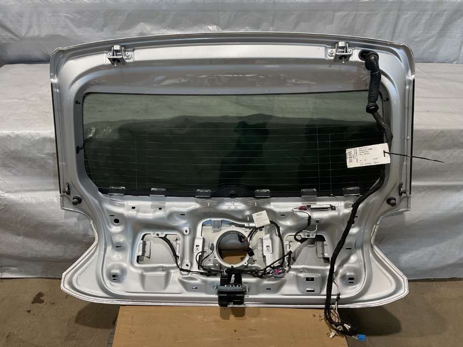 Bakluke combi til VW Polo 2017-2021 (Type VI, Fase 1)  (VOLKSWAGEN|2G6 827 025 E|)