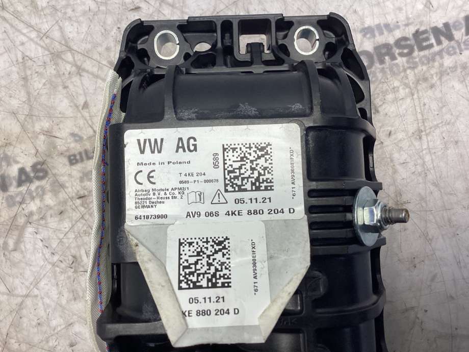 Airbag passasjer til Audi e-tron 2018-->> (AUDI|F 4KE 880 204 D|)
