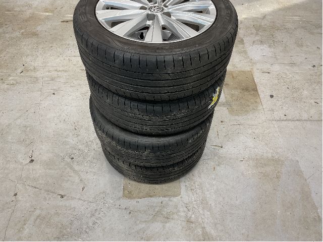 Hjulsett aluminium sommer til VW Polo 2017-2021 (Type VI, Fase 1)  (VOLKSWAGEN|5X100 ET47 NAV 57|195/55R16 91V|)