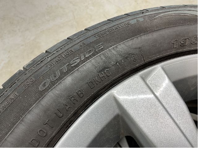 Hjulsett aluminium sommer til VW Polo 2017-2021 (Type VI, Fase 1)  (VOLKSWAGEN|5X100 ET47 NAV 57|195/55R16 91V|)