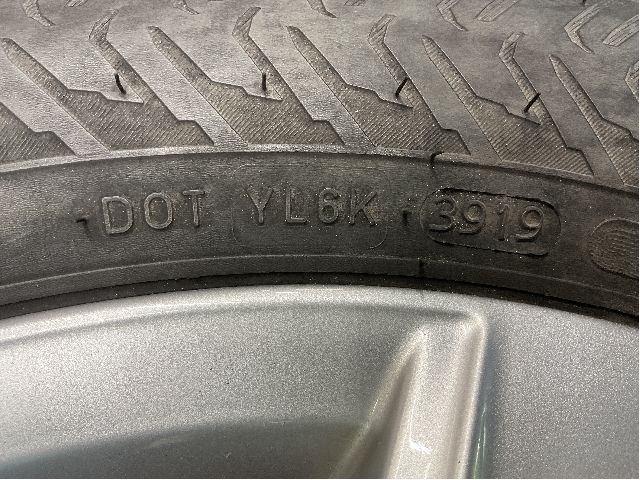 Hjulsett aluminium vinter til VW Polo 2017-2021 (Type VI, Fase 1)  (VOLKSWAGEN|5X100 ET 40 NAV 57|185/65R15 92T|)