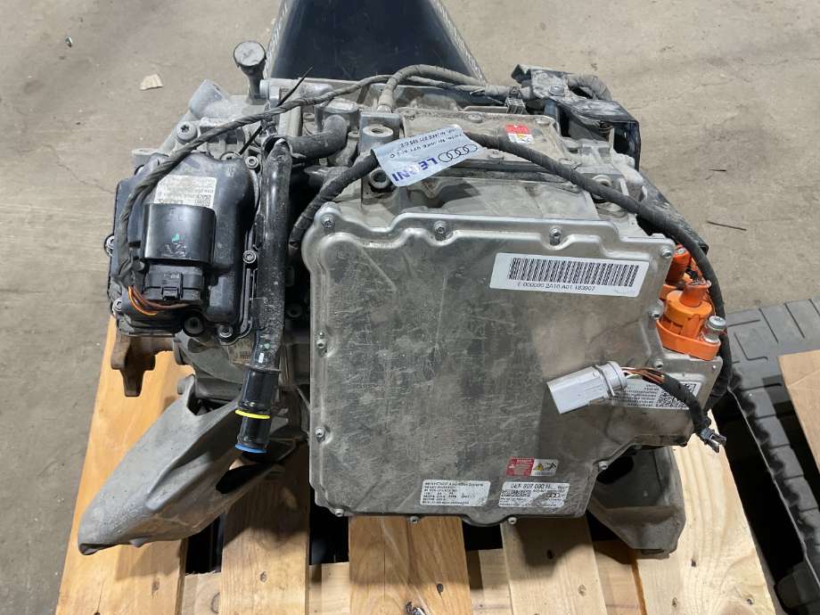 Motor elbil foran til Audi e-tron 2018-->>  (AUDI|0MA 300 040 F|0EF 901 091 AF|0EF 907 080 H)