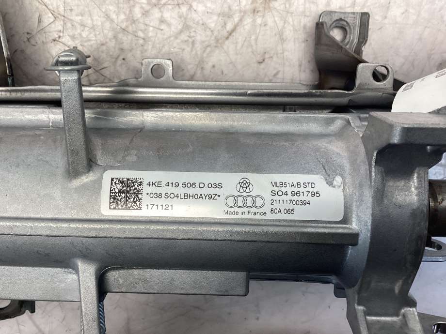 Rattaksel til Audi e-tron 2018-->> (AUDI|4KE 419 506 D|)