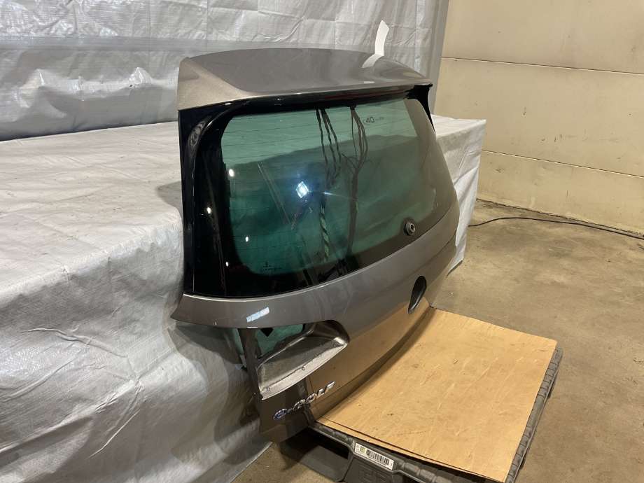 Bakluke til VW e-Golf 2014-2017 (Fase 1)  (VOLKSWAGEN|5G6 827 025 K|)