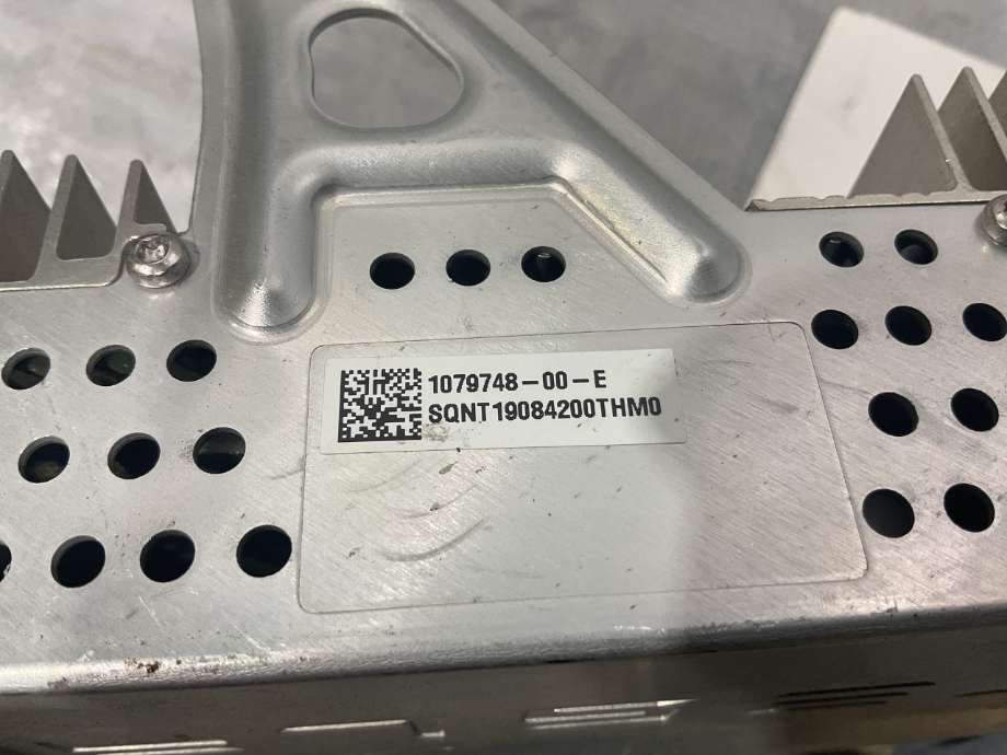 Styreenhet diverse til Tesla Model 3 2018-2023 (Fase 1)  (TESLA|1079748-00-E|)