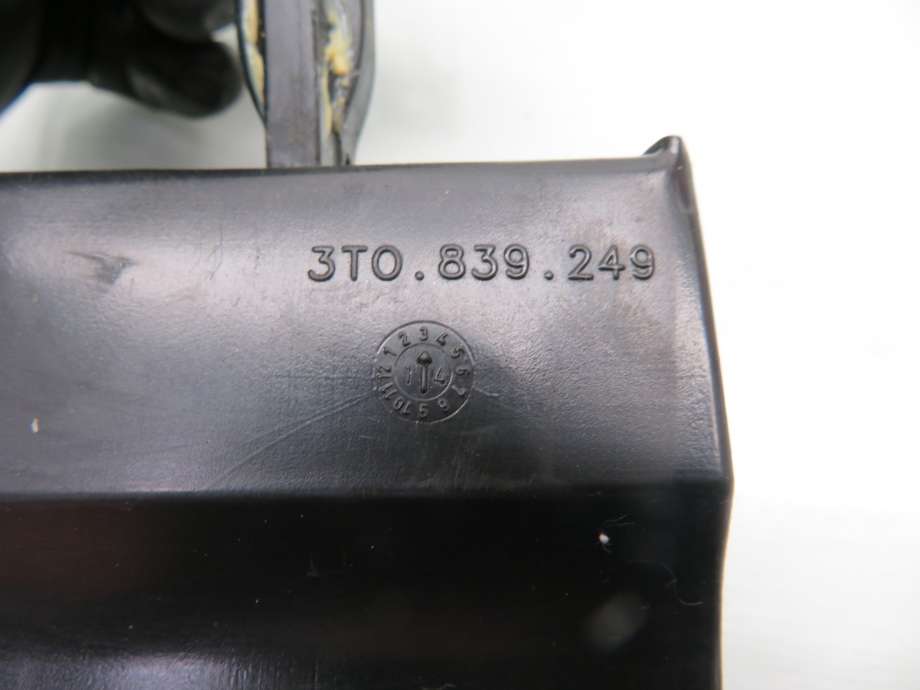 Dørstopper til Škoda Superb 2008-2015 (Type II)  (3T0839249C|)
