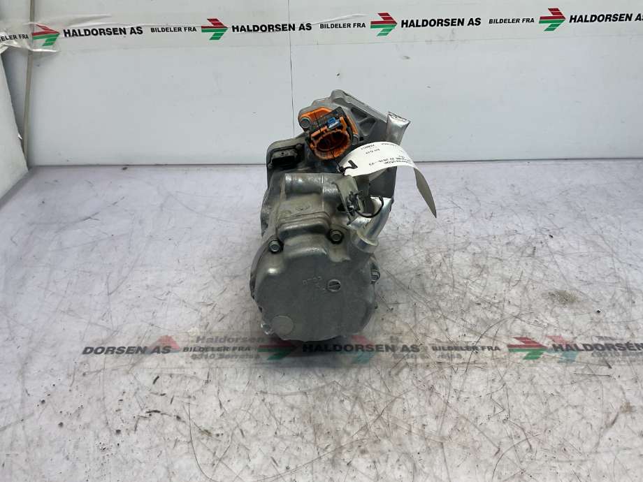 Aircondition kompressor til Renault Megane 2016-->> Type IV  (RENAULT|926008700R|)
