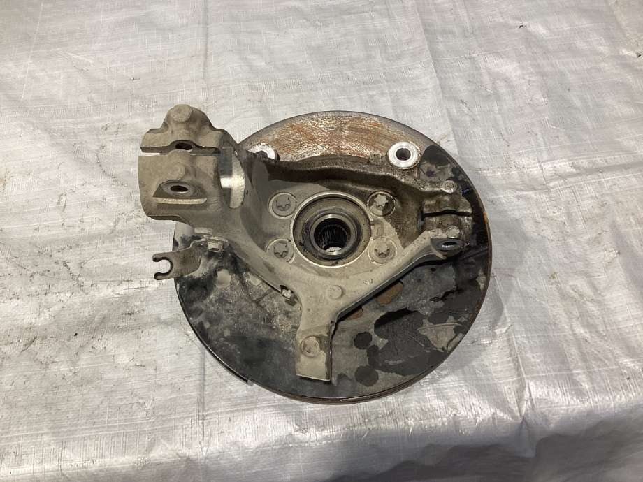 Hjulspindel venstre foran til Renault Megane 2016-->> Type IV (RENAULT|400157802R|402024868R|411615MZ0C)
