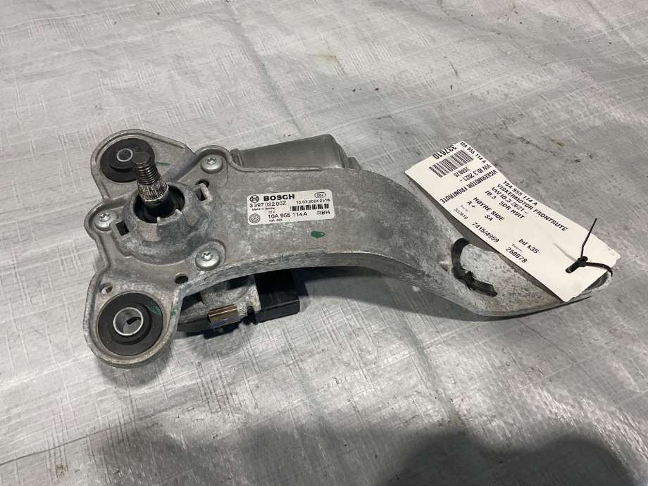 Viskermotor frontrute til VW ID.3 2020-->> (VOLKSWAGEN ID 3 KOMBI 5D FL|10A 955 114 A|HØYRE SIDE|)