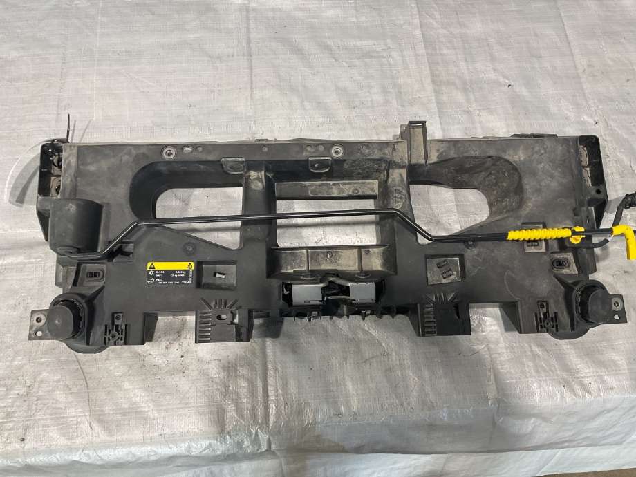 Frontplate øvre til VW ID.4, 2020-->> (VOLKSWAGEN|11A 805 563 H)