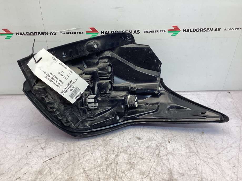 Baklykt venstre til Toyota Yaris 2020-->> (Type IV)  (TOYOTA||81561K0040|81551K0040)