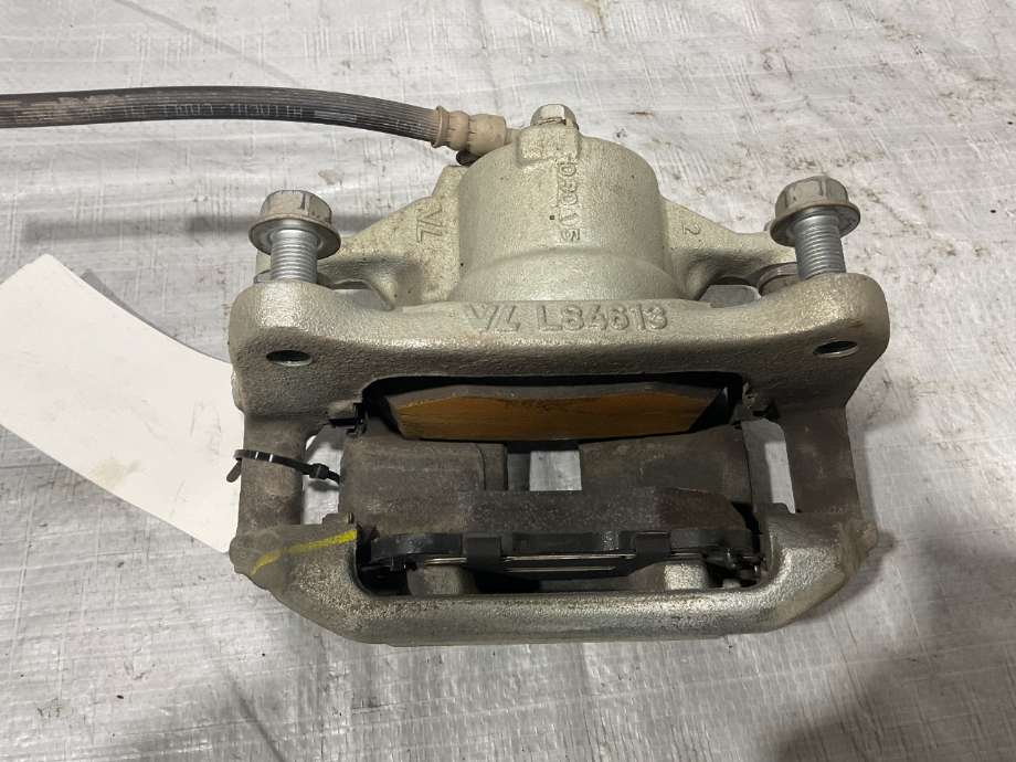 Bremsecaliper venstre foran til Toyota Yaris Cross (SUV) 2021-->>  (TOYOTA|4772209260|4775002490|)