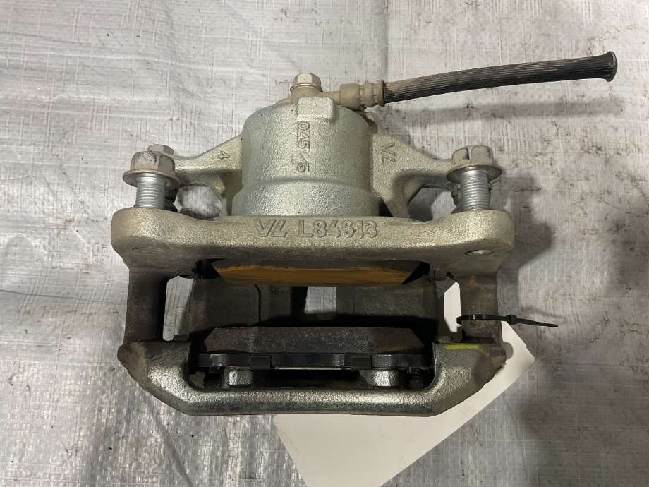 Bremsecaliper høyre foran til Toyota Yaris Cross (SUV) 2021-->>  (TOYOTA|4772109570|4773002590|)