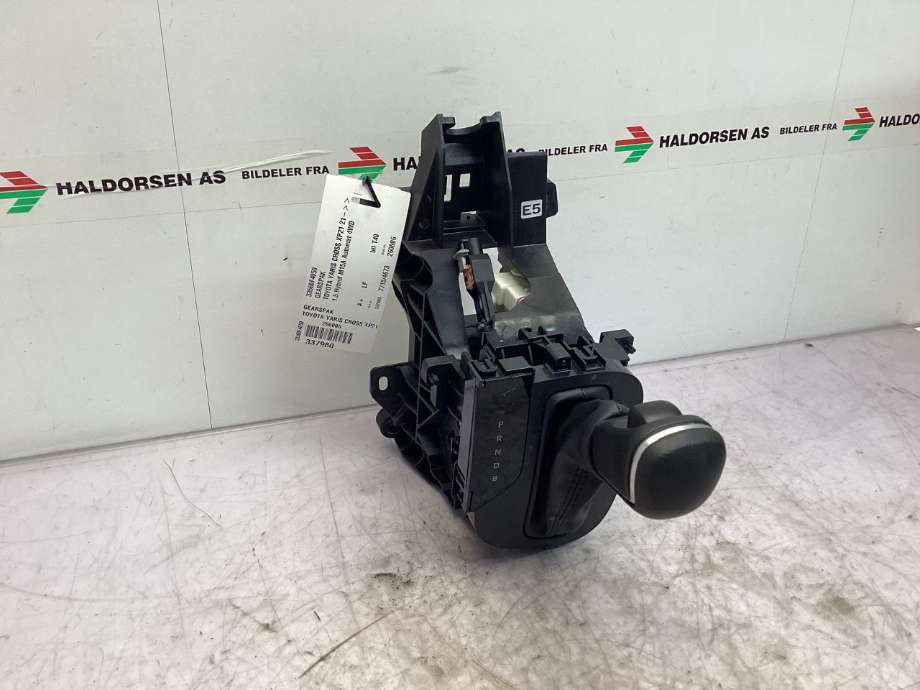 Girstang/girvelger automat til Toyota Yaris Cross (SUV) 2021-->>  (TOYOTA|33560F4050|)