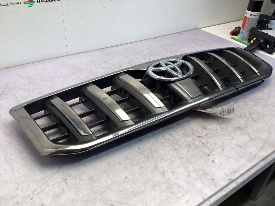 Grill til Toyota Land Cruiser 120 2002-2009  (TOYOTA|5310160412|)