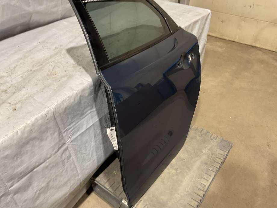 Dør venstre bak til Volvo V40, 2012-2019 (VOLVO|32321999)