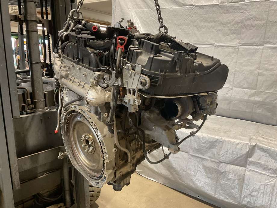 Motor diesel til Mercedes E-Klasse 2009-2013 (Fase 1) (W212) (W212) (MERCEDES|A 651 010 79 07|D651925(69L);M651 D|OM651.925)