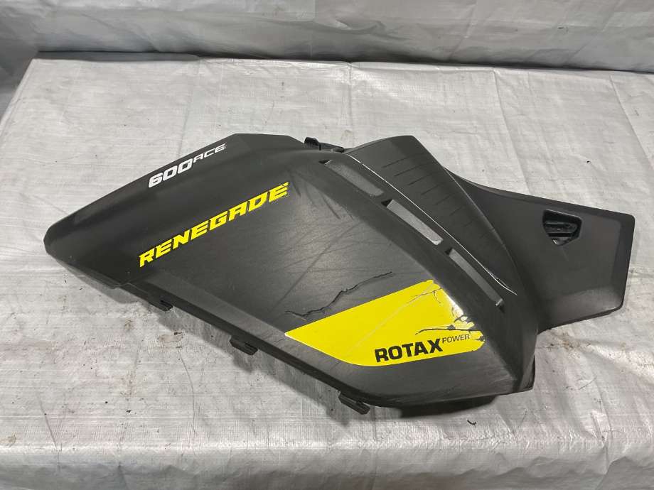 MC, Kåpe, venstre til Snøscooter Ski-Doo øvrige, 0-->> (RENEGADE 600 AC|)