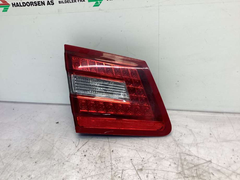 Baklykt venstre indre til Mercedes E-Klasse, 2009-2013 (Fase 1) (W212) (W212) (MERCEDES|A 212 820 09 64)