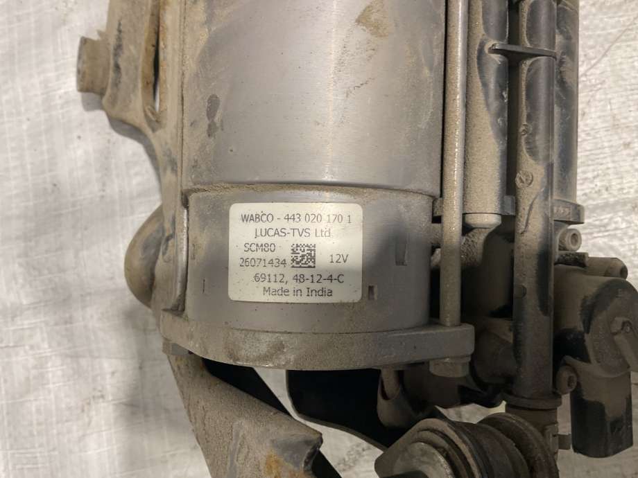 Kompressor nivå/luft til Mercedes E-Klasse 2009-2013 (Fase 1) (W212) (W212) (MERCEDES|A 212 320 04 04|)