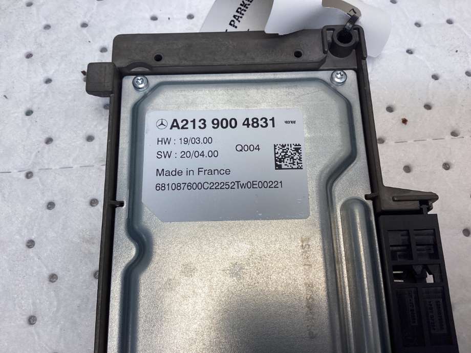 Styreenhet parkering til Mercedes EQC 2019-->>  (MERCEDES||A 213 900 48 31|HØYRE BAK PLASSERING)