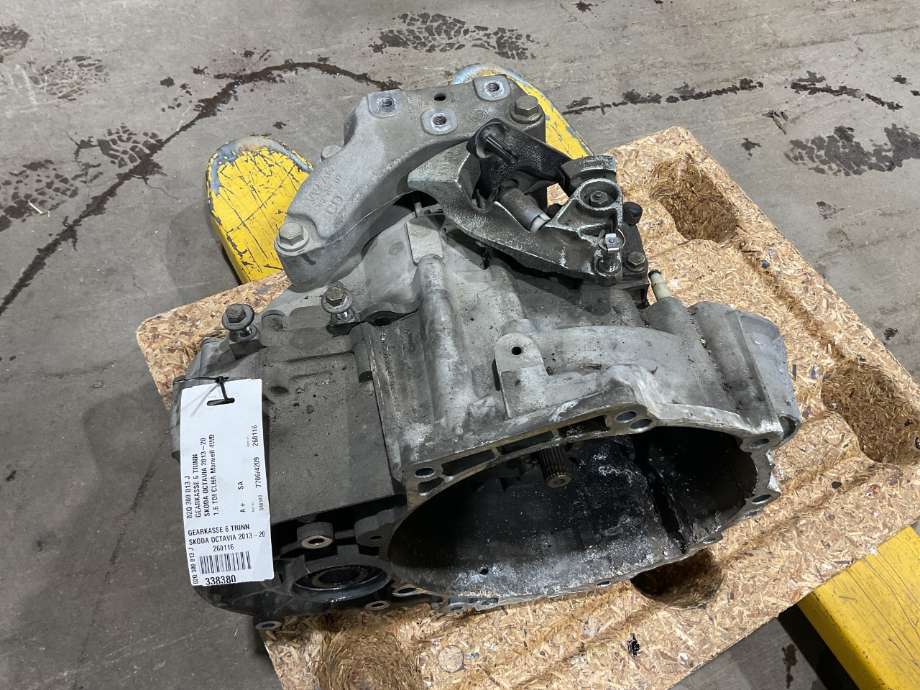 Girkasse manuell 6-trinn til Škoda Octavia, 2013-2016 (Type III, Fase 1)  (SKODA|02Q 300 013 J)