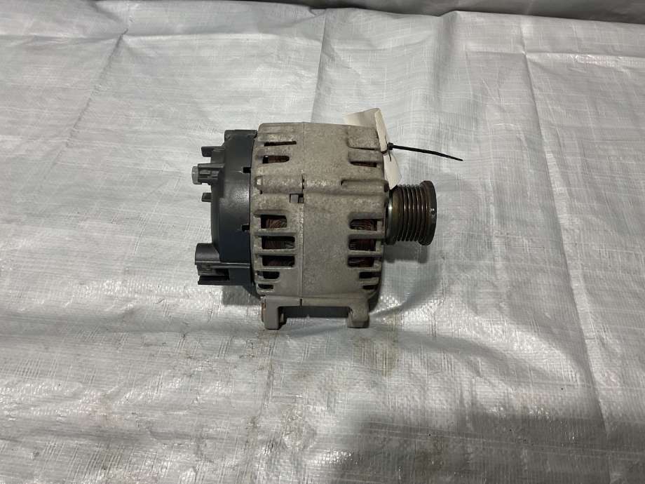 Dynamo til VW Caddy 2015-2020 (Type III, Fase 3)  (VOLKSWAGEN|03L 903 023 K|)
