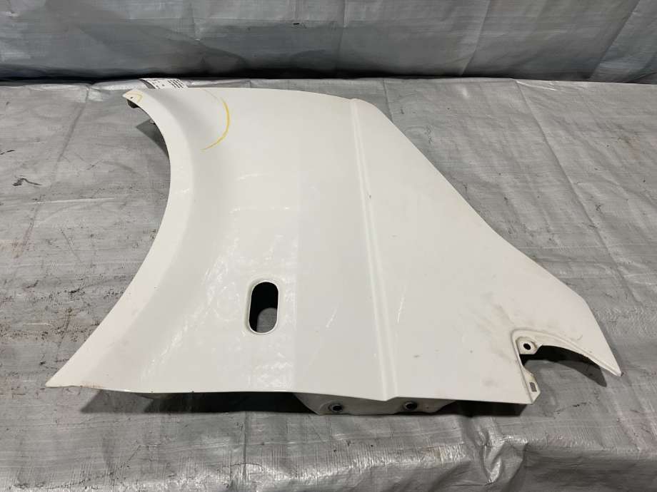 Skjerm venstre foran til VW Transporter / Caravelle 2009-2015 (Fase 2) (T5) (T5) (VOLKSWAGEN|7H0 821 101 E|)