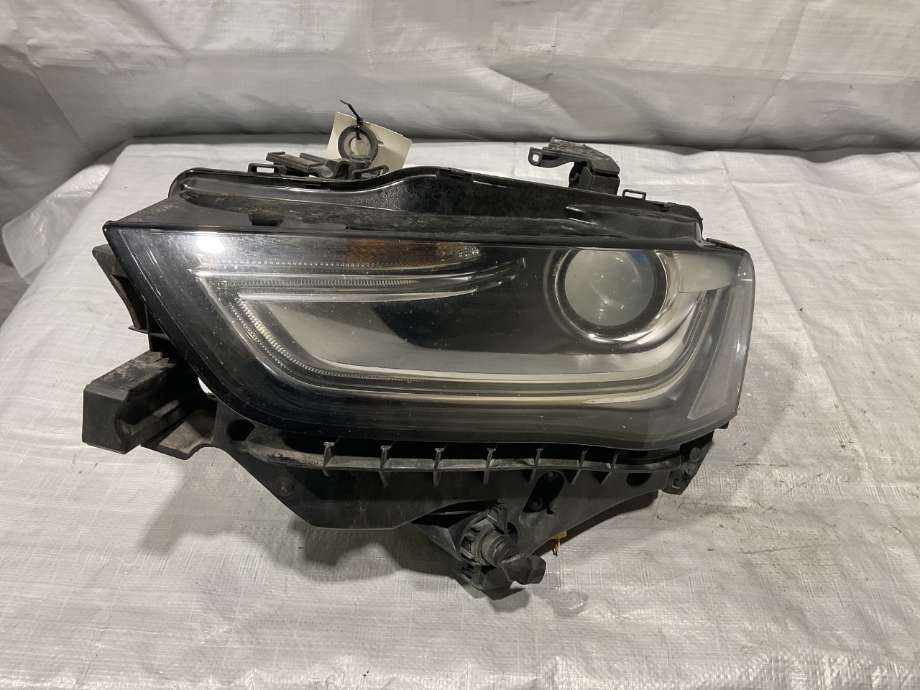 Frontlykt venstre halogen til Audi A4, 2007-2014 (Type IV) (B8) (B8) (AUDI|8K0 941 043 C)