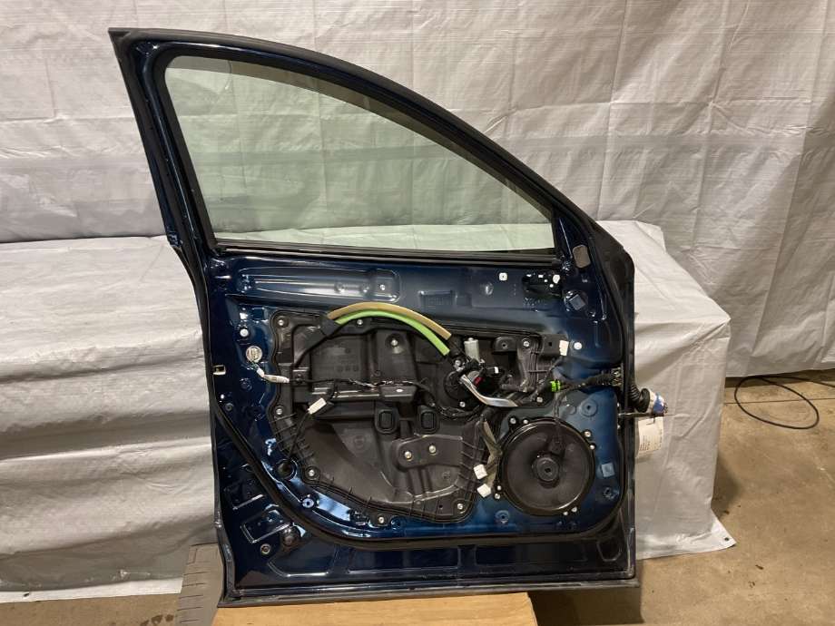 Dør venstre foran til Mazda CX-5 2012-2017 (Type I)  (MAZDA|KDY35902XH|)