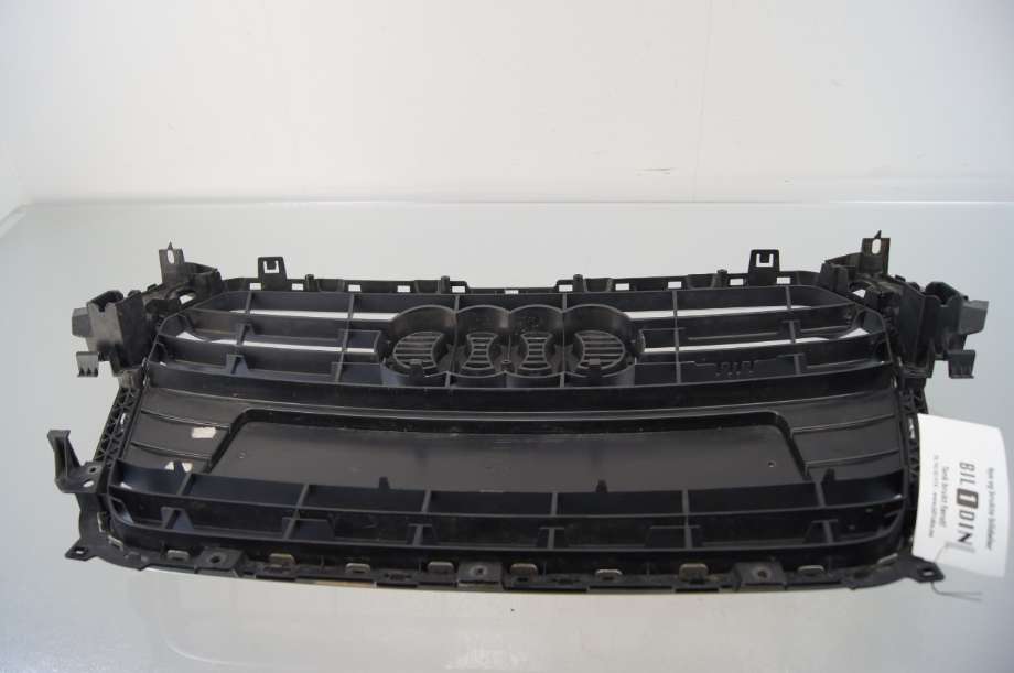 Grill til Audi A4 2007-2014 (Type IV) (B8) (B8) (8K0 853 653 F|)