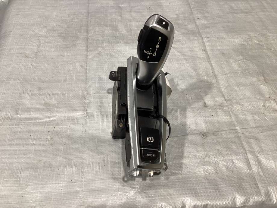 Girstang/girvelger automat til BMW 5-Serie 2010-2017 (F10/F11) (F10/F11) (BMW|61 31 7 950 390|)