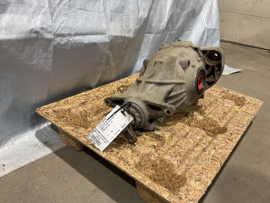 Kardang klokke bak til BMW 5-Serie 2010-2017 (F10/F11) (F10/F11) (BMW|33 10 7 584 446|)