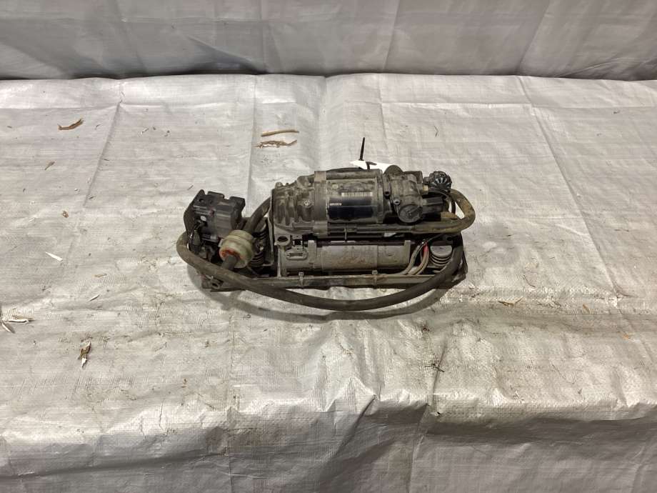 Kompressor nivå/luft til BMW 5-Serie, 2010-2017 (F10/F11) (F10/F11) (BMW|37 20 6 875 176)