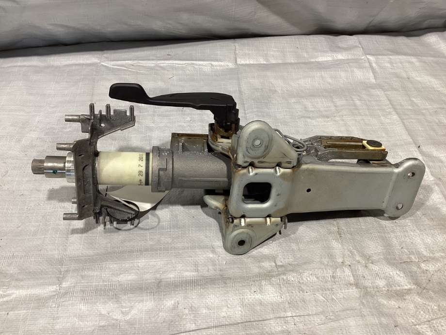 Rattaksel til BMW 5-Serie 2010-2017 (F10/F11) (F10/F11) (BMW|32 30 6 795 346|)
