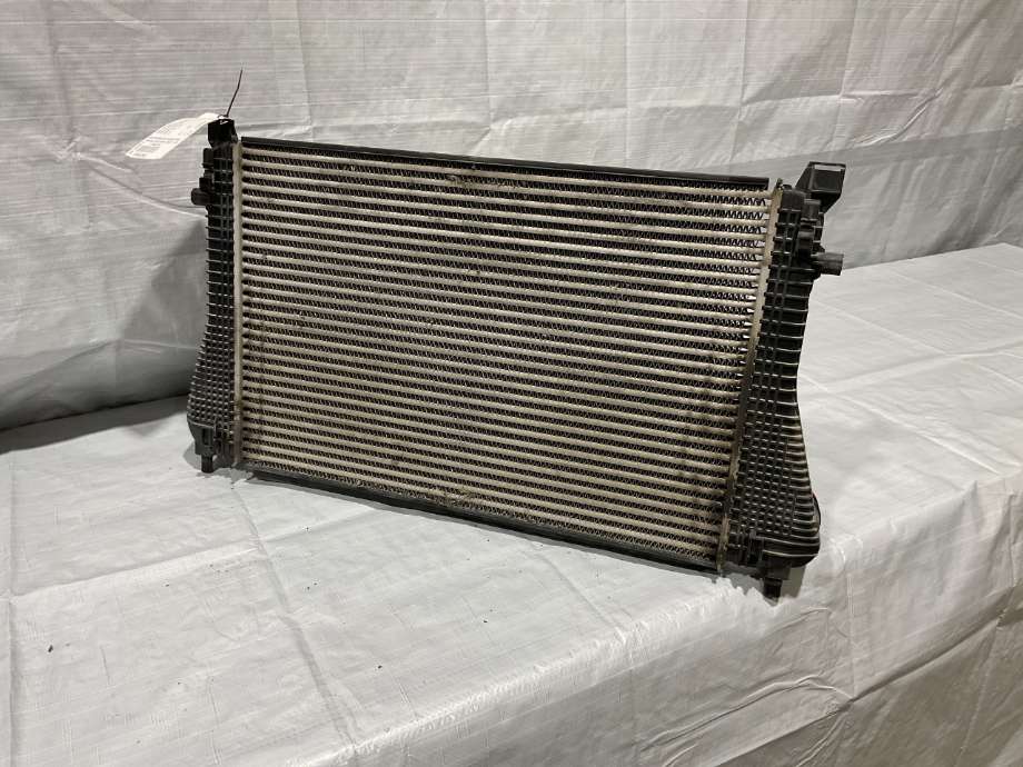 Intercooler til Škoda Octavia 2013-2016 (Type III, Fase 1)  (SKODA|5Q0 145 803 K|)