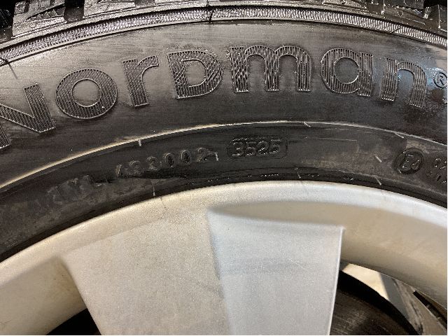 Hjulsett aluminium vinter til Škoda Octavia 2013-2016 (Type III, Fase 1) (SKODA|5X112 ET NAV 57|205/55R16 94T|UKE 35 ÅR 25)