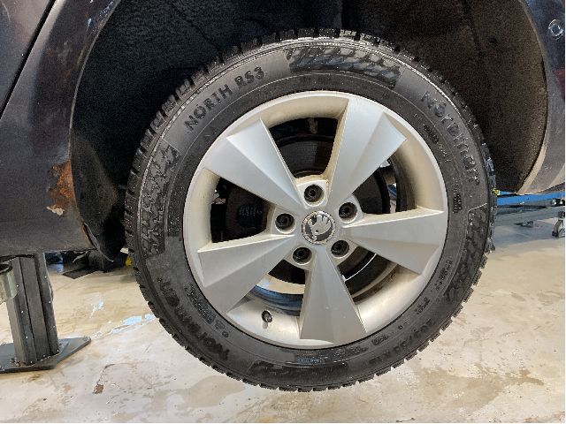 Hjulsett aluminium vinter til Škoda Octavia 2013-2016 (Type III, Fase 1) (SKODA|5X112 ET NAV 57|205/55R16 94T|UKE 35 ÅR 25)