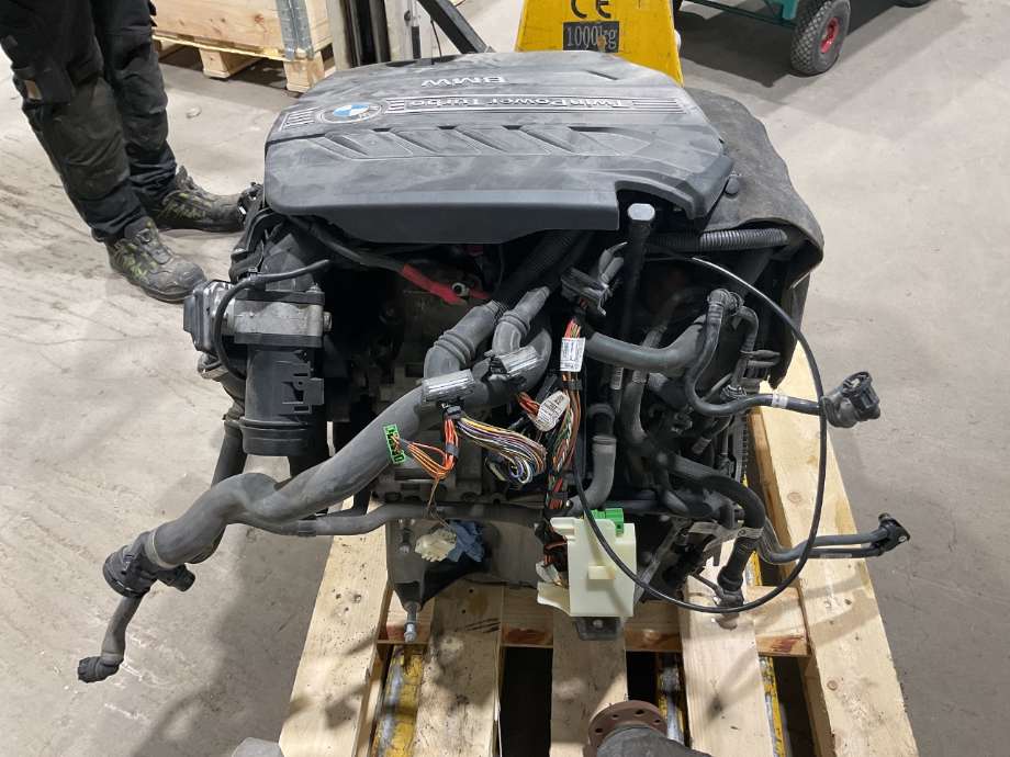 Motor diesel til BMW 4-Serie 2013-2020 (F32/F33/F36) (F32/F33/F36) (BMW|11 00 2 334 003|N47D20C|)