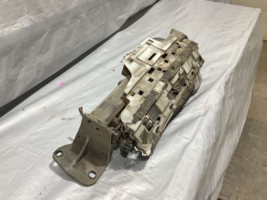 Hengerfeste til BMW 4-Serie 2013-2020 (F32/F33/F36) (F32/F33/F36) (BMW|71 60 6 883 983|)
